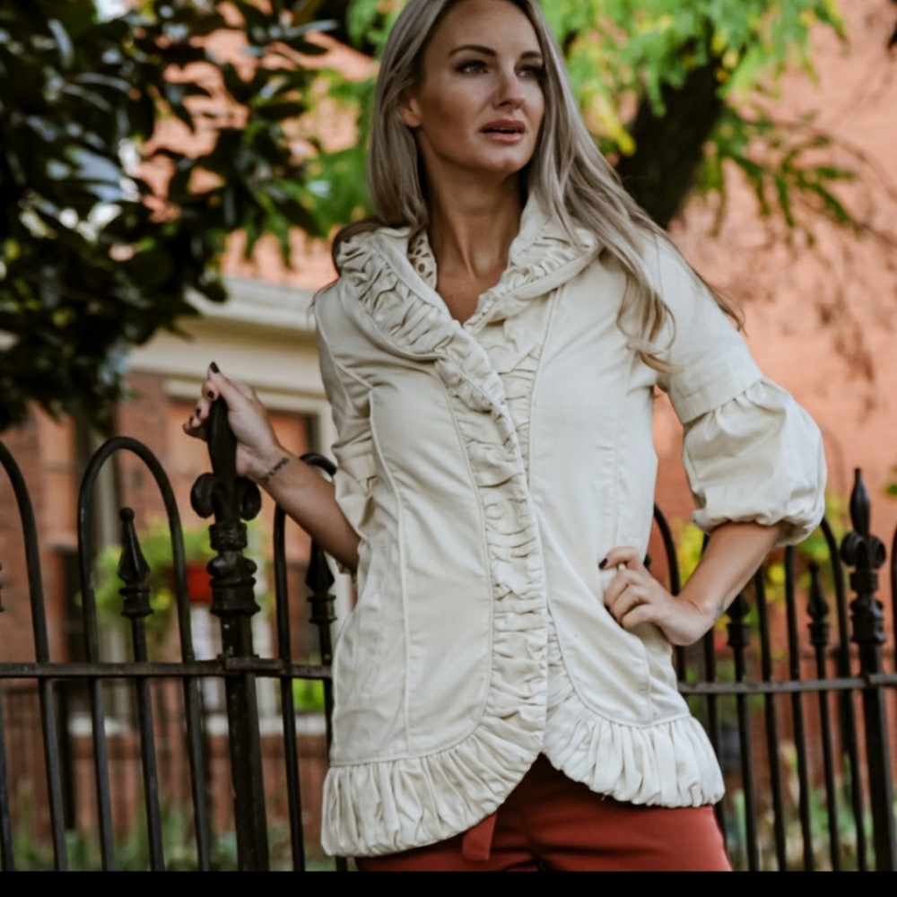 💥New boutique Shirred Jacket - Picture 2 of 14